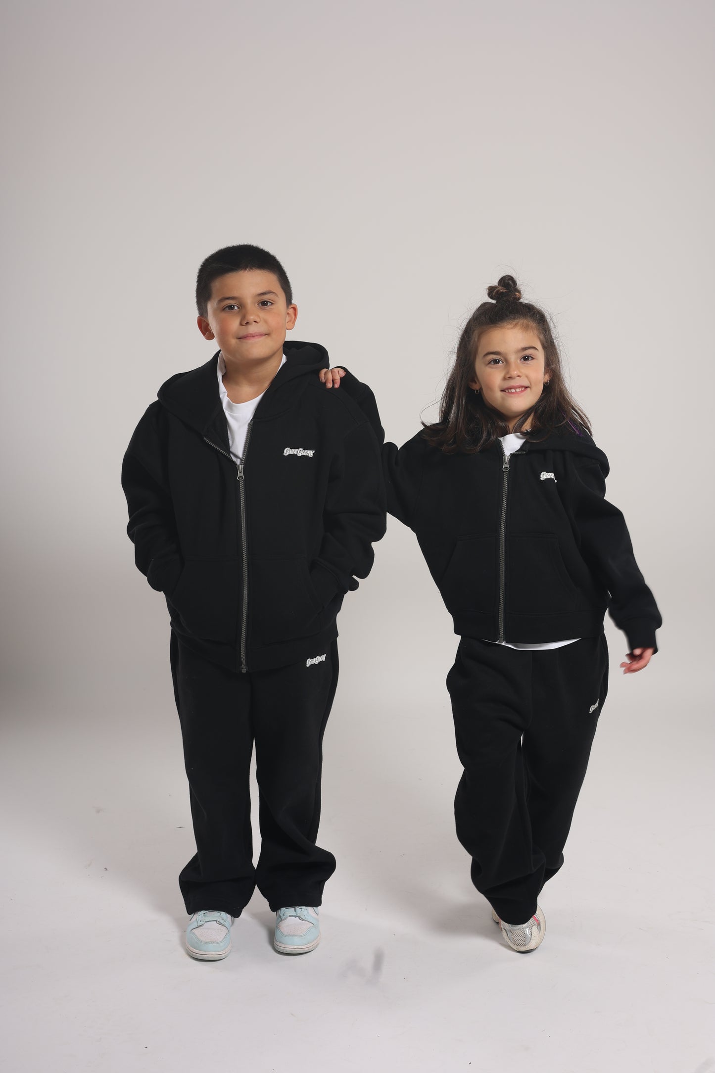 Hoodie à capuche unisexe - ESSENTIAL