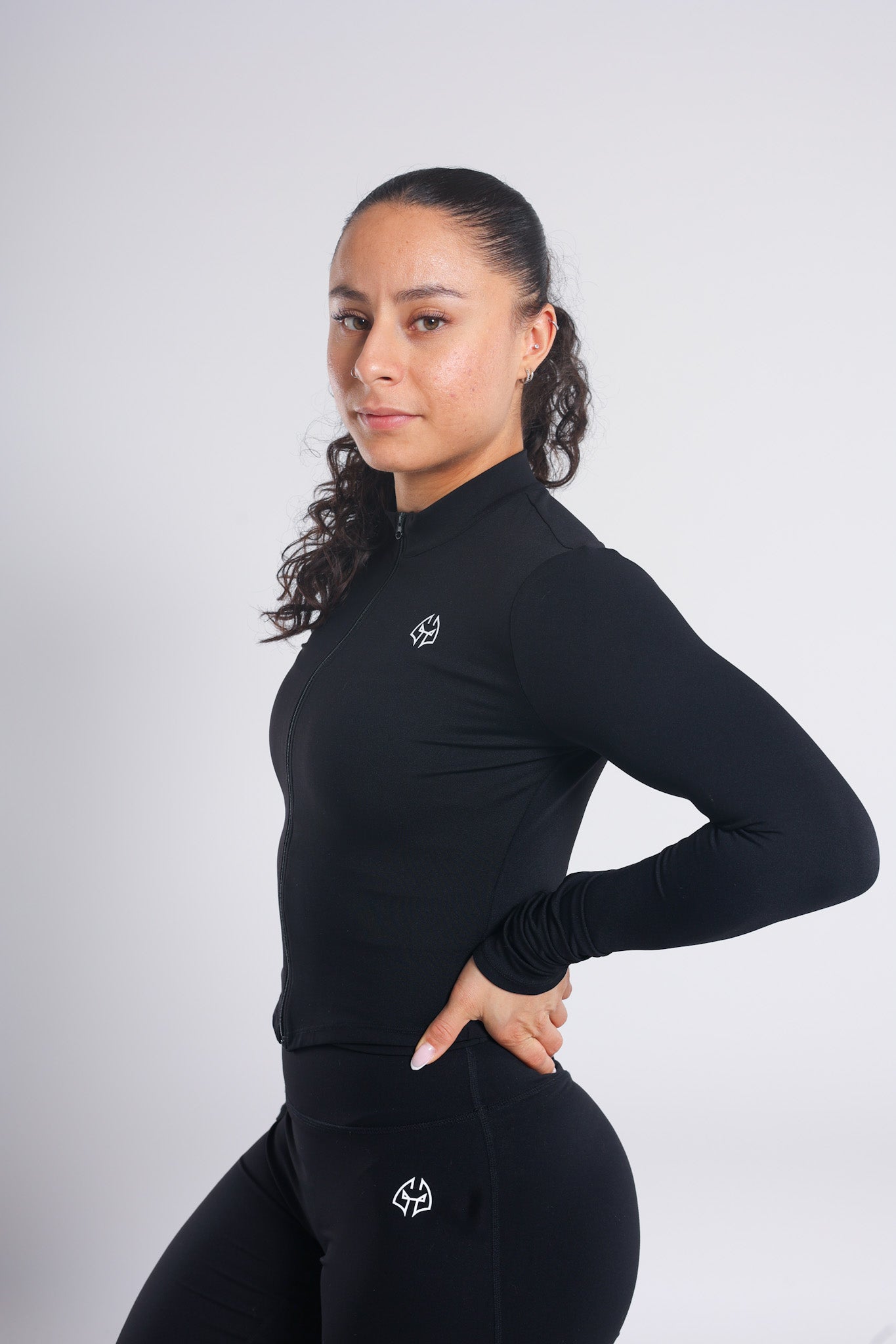 Jaquette CASSIE - noire